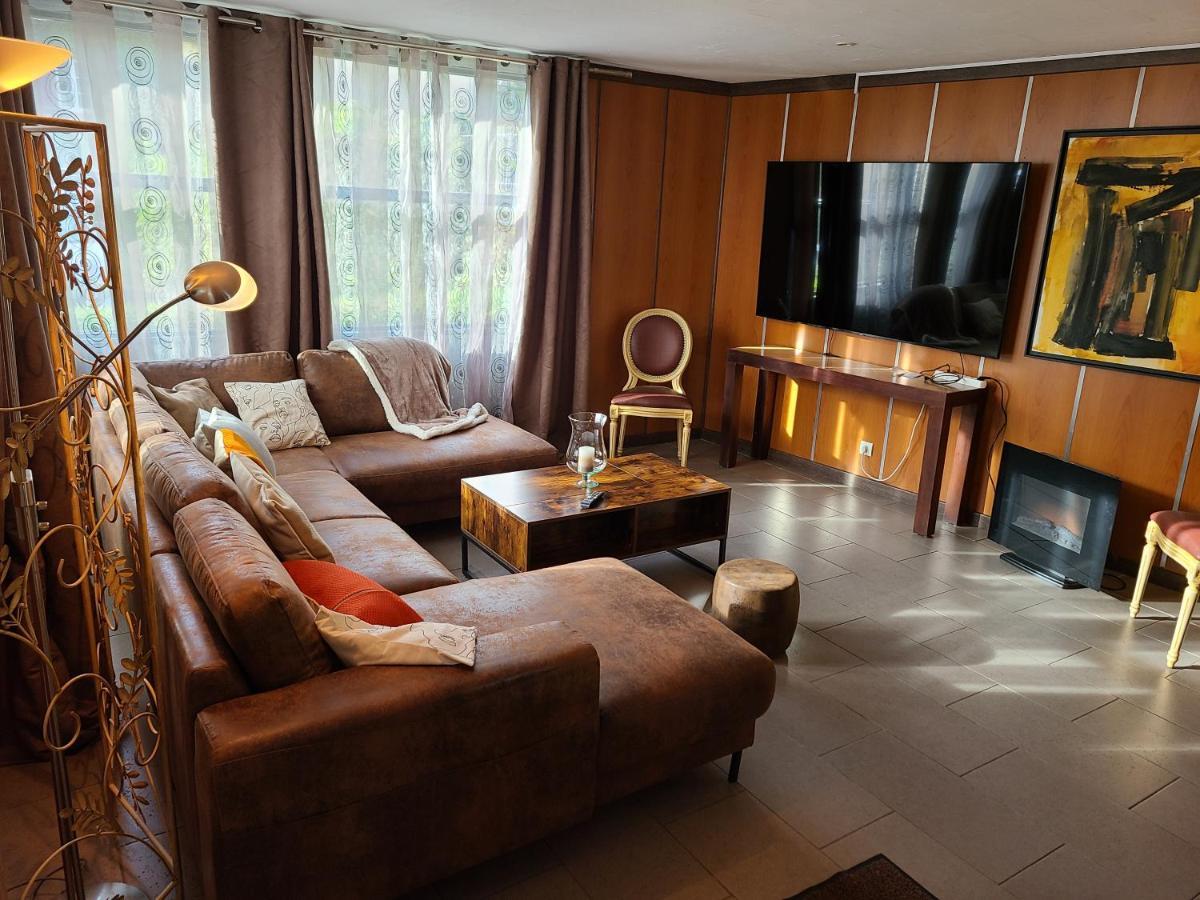 Les Grands Frenes Bed & Breakfast Plaine-de-Walsch Exterior photo